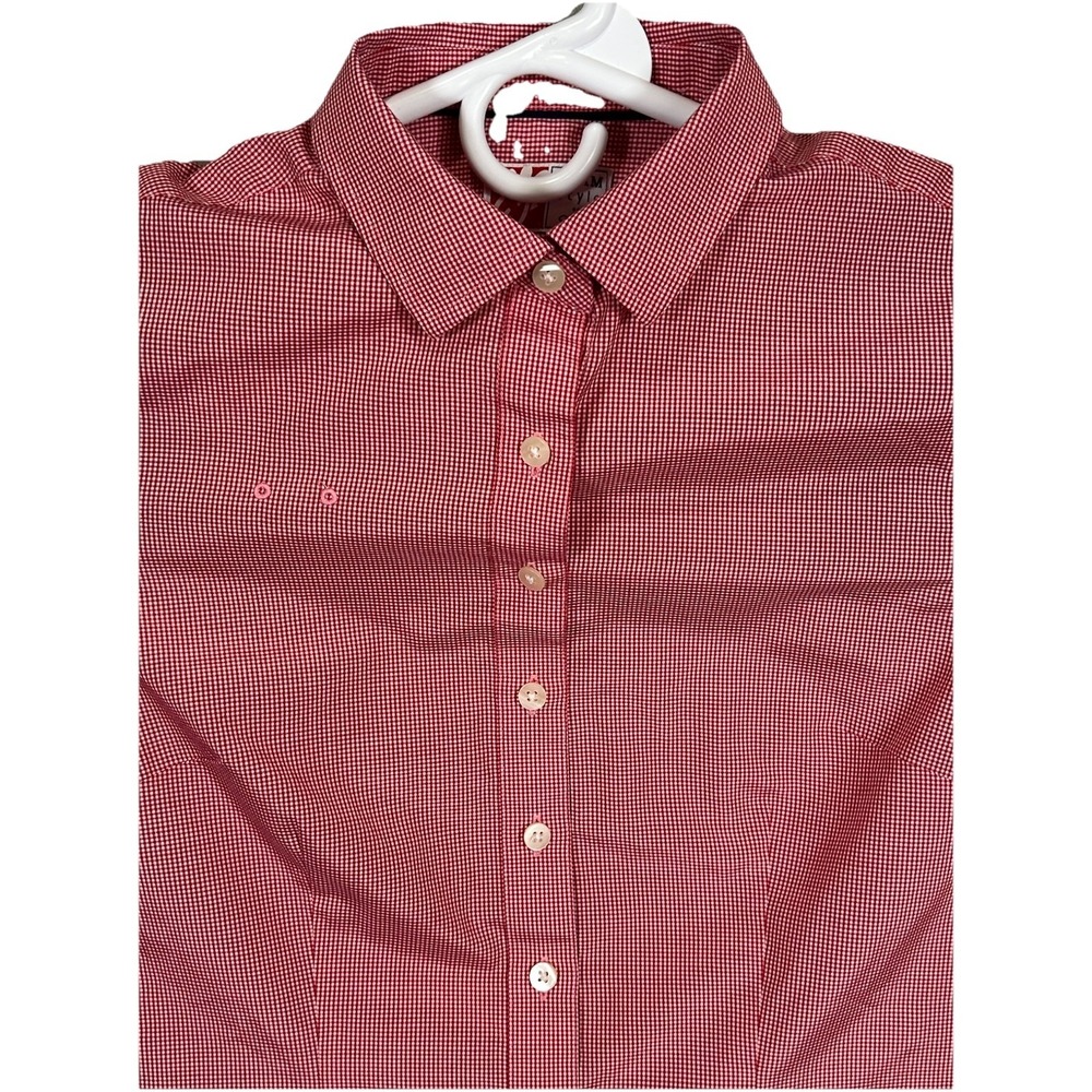 Chik‎ Fil A Employee Shirt Women's  Short Sleeve OOBE Uniform Size Small Red